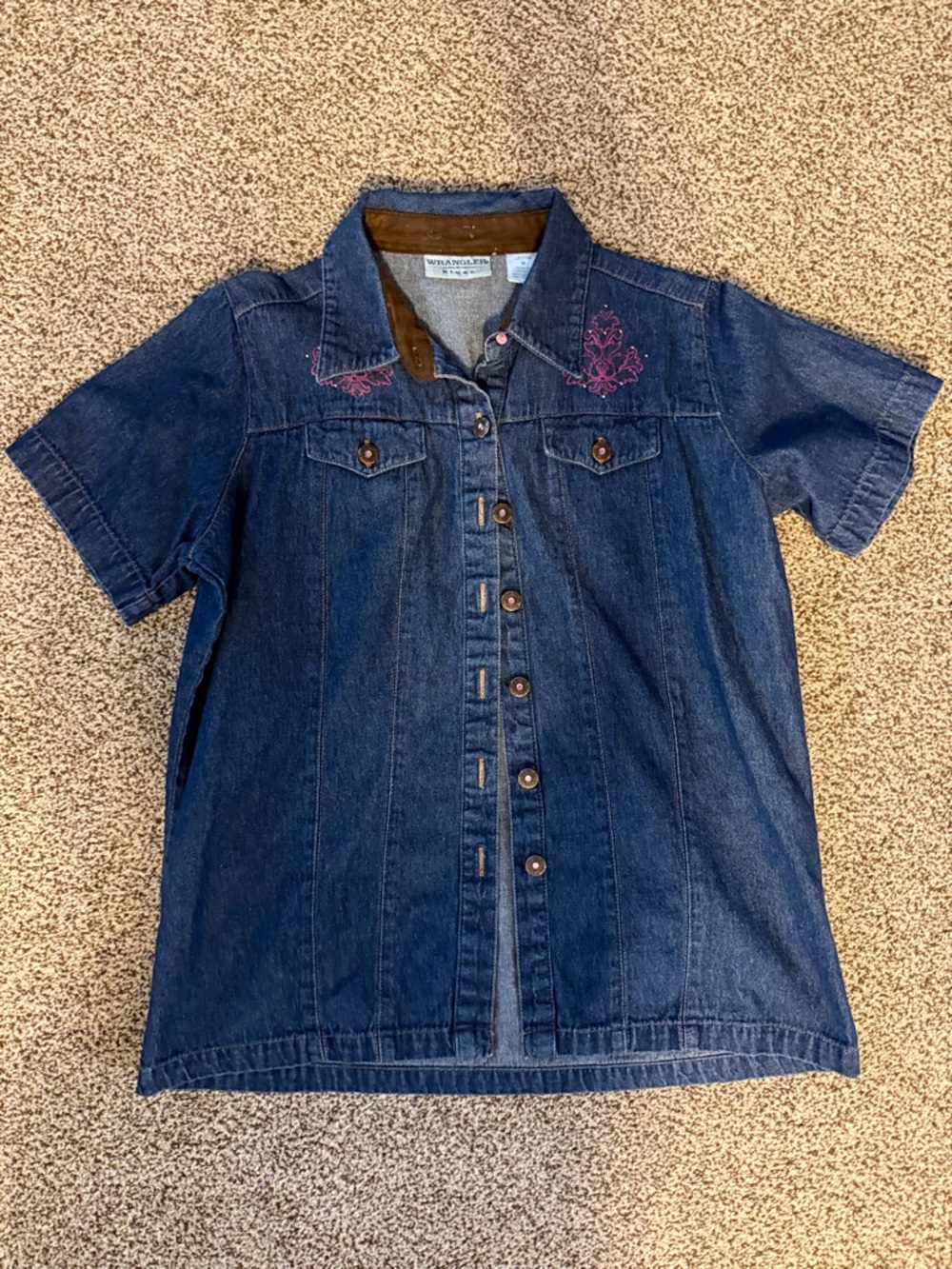 Wrangler Dark Blue Denim Short-Sleeve Button-Down Shirt with Pink Embroidery